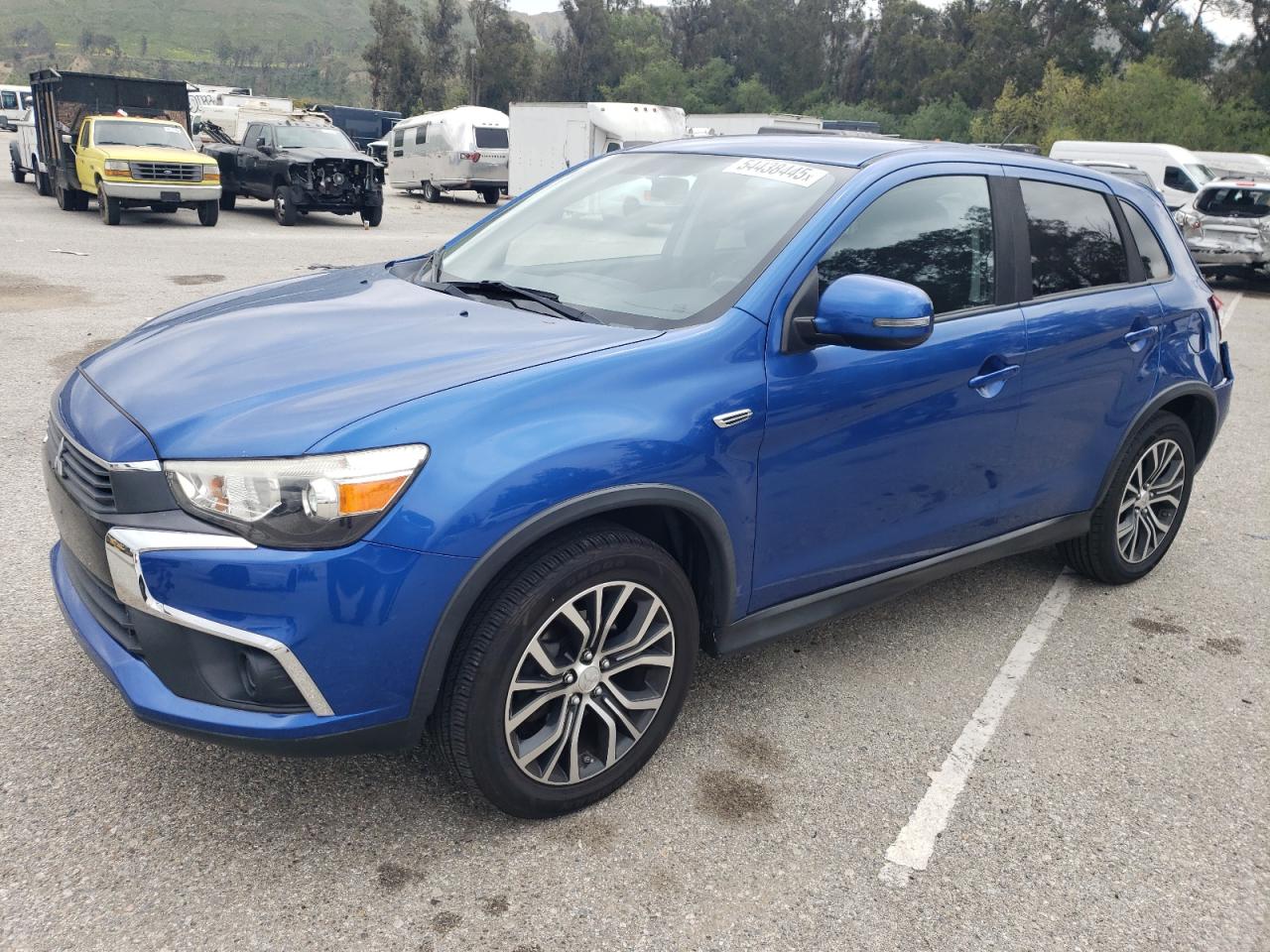 MITSUBISHI OUTLANDER 2016