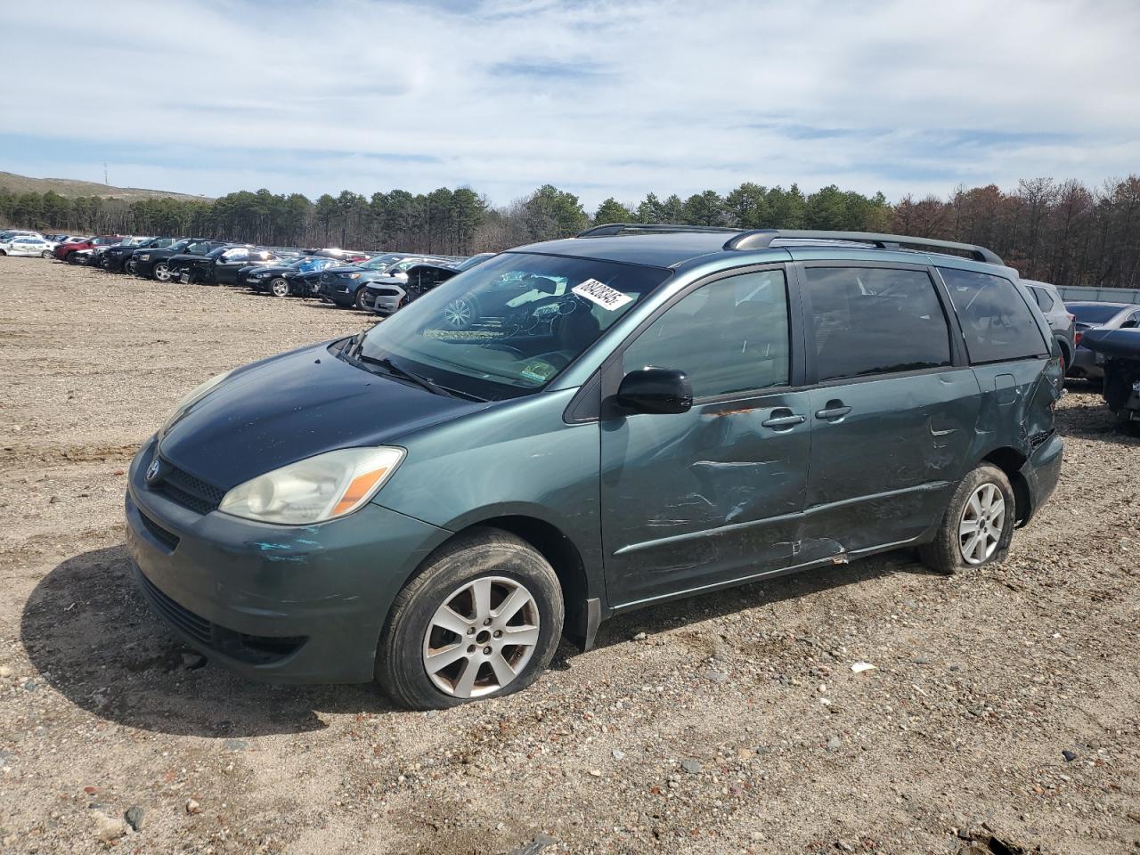 TOYOTA SIENNA CE 2004