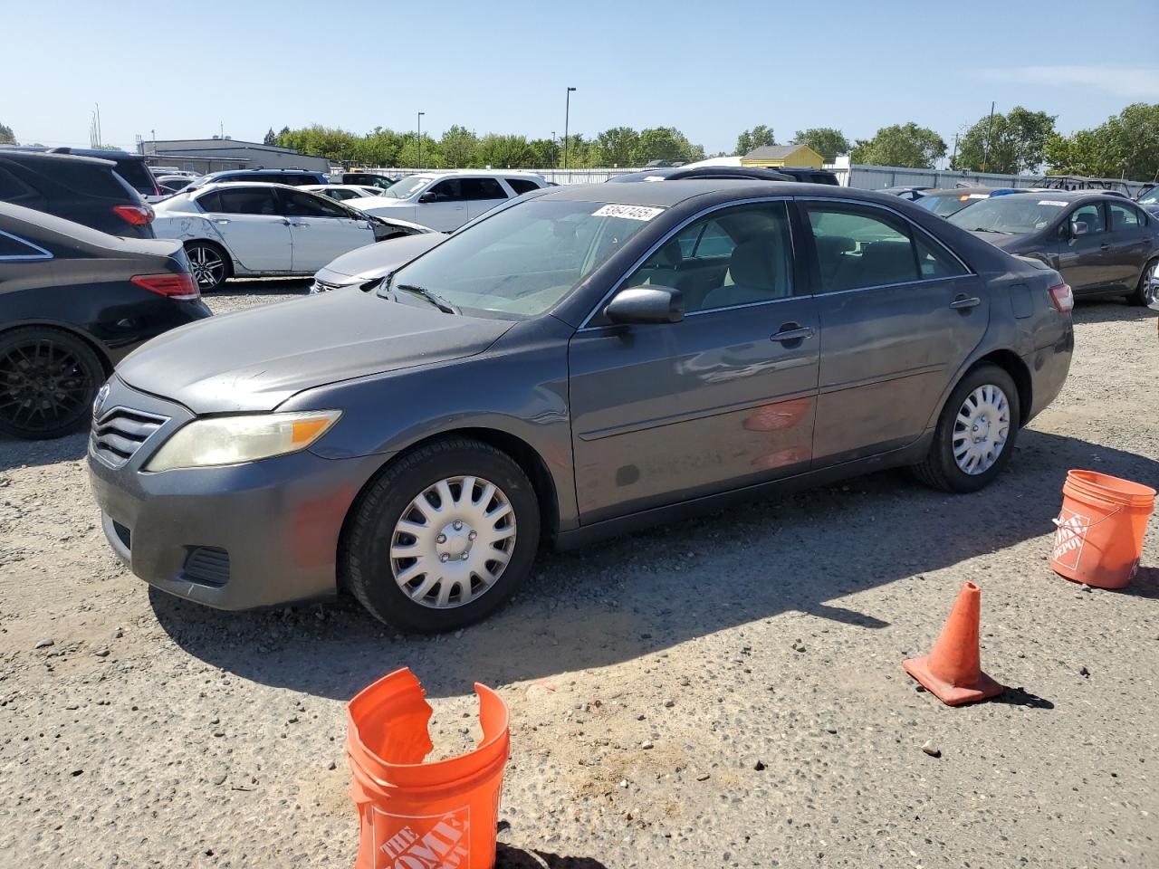 TOYOTA CAMRY BASE 2010