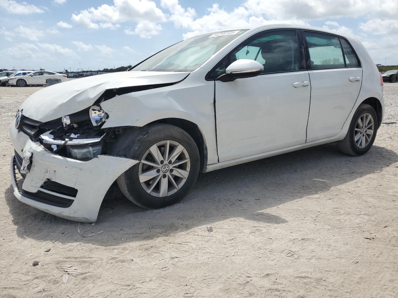 VOLKSWAGEN GOLF S/SE 2016
