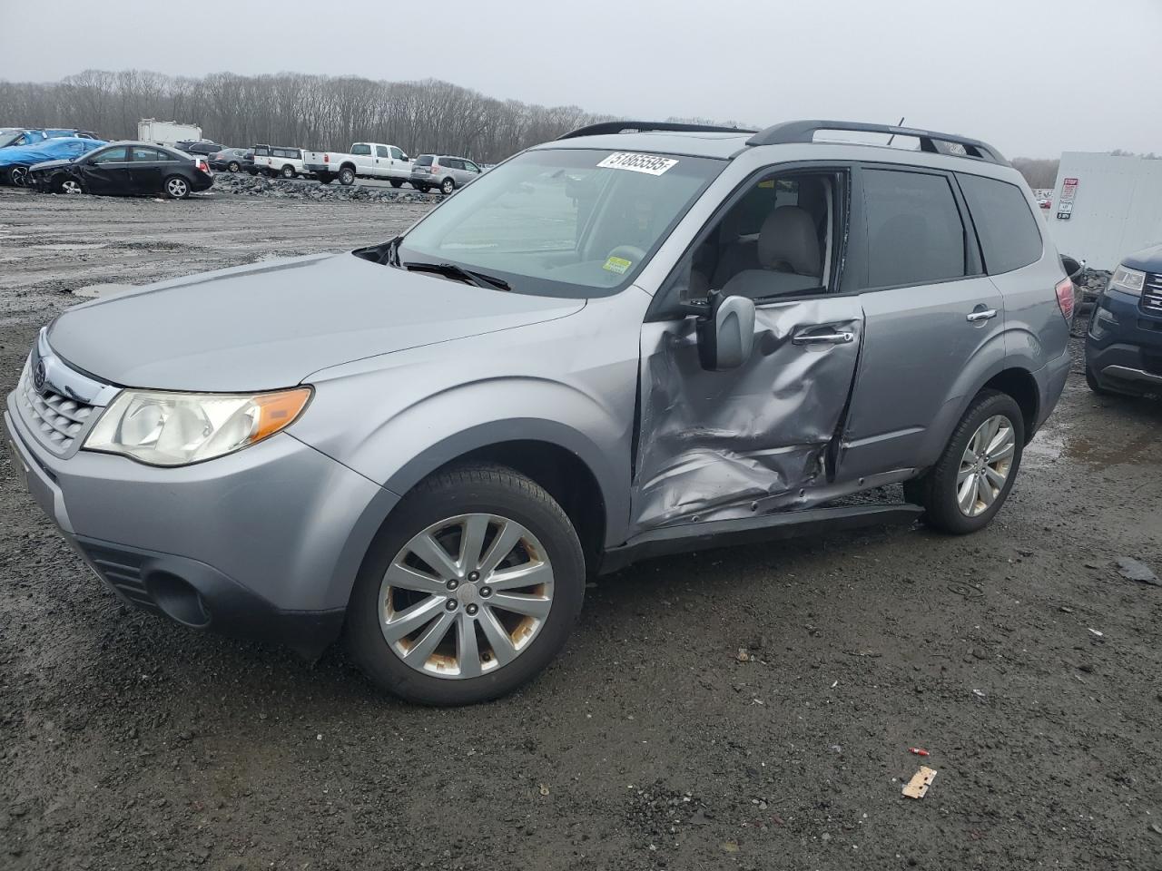 SUBARU FORESTER 2 2011