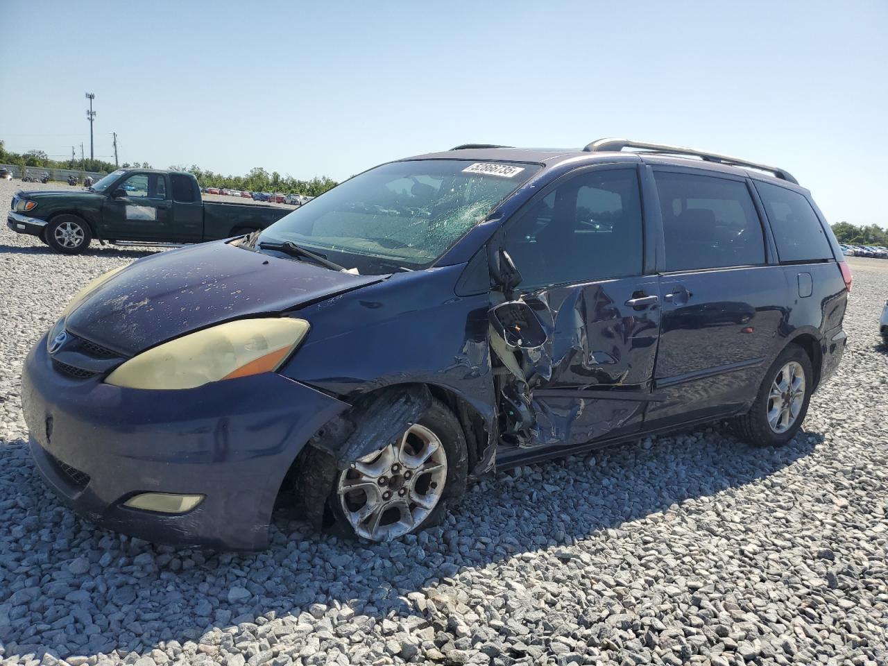 TOYOTA SIENNA XLE 2006