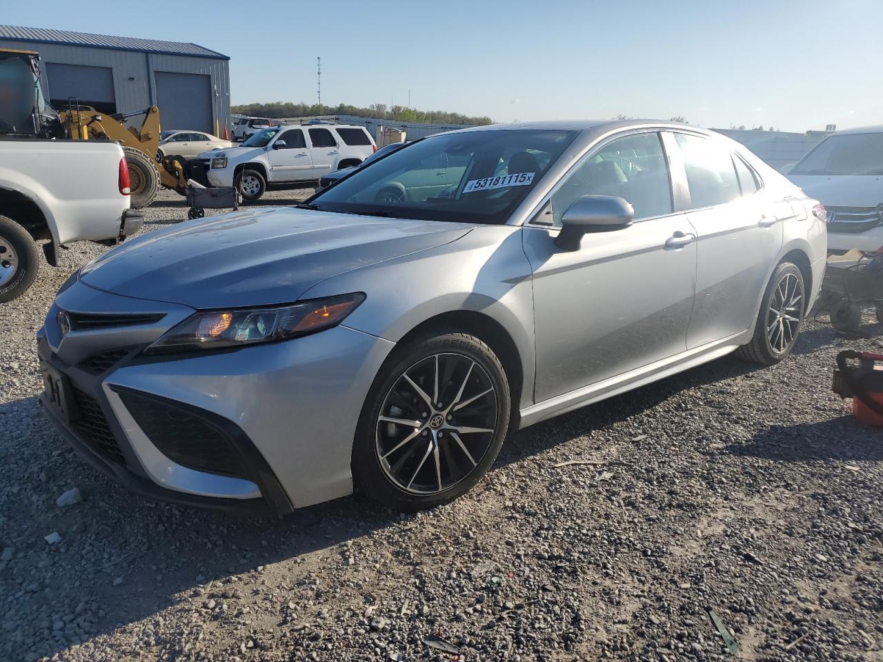 TOYOTA CAMRY SE 2021