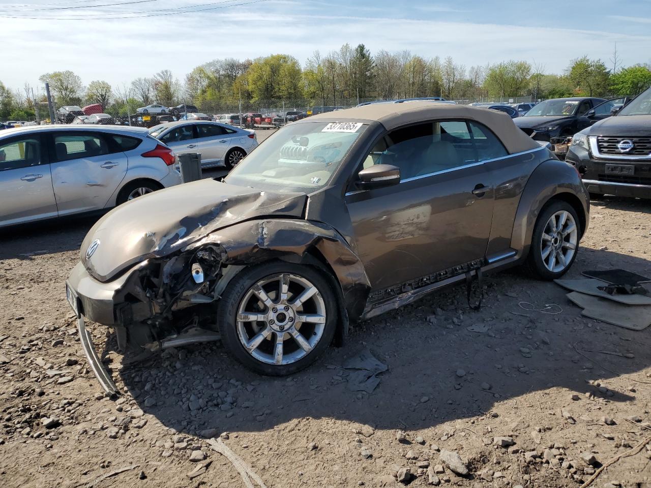VOLKSWAGEN BEETLE 2014