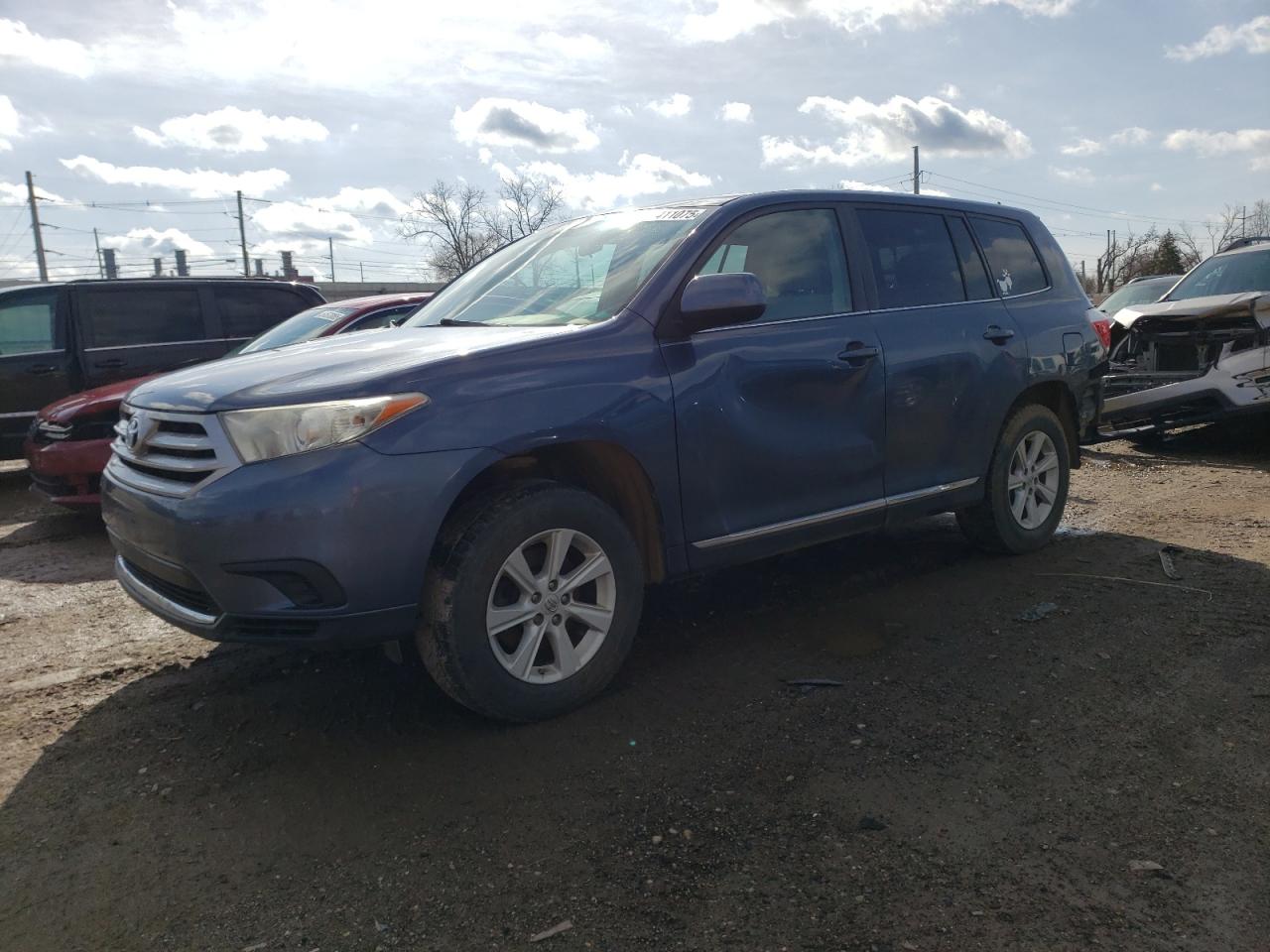 TOYOTA HIGHLANDER 2013