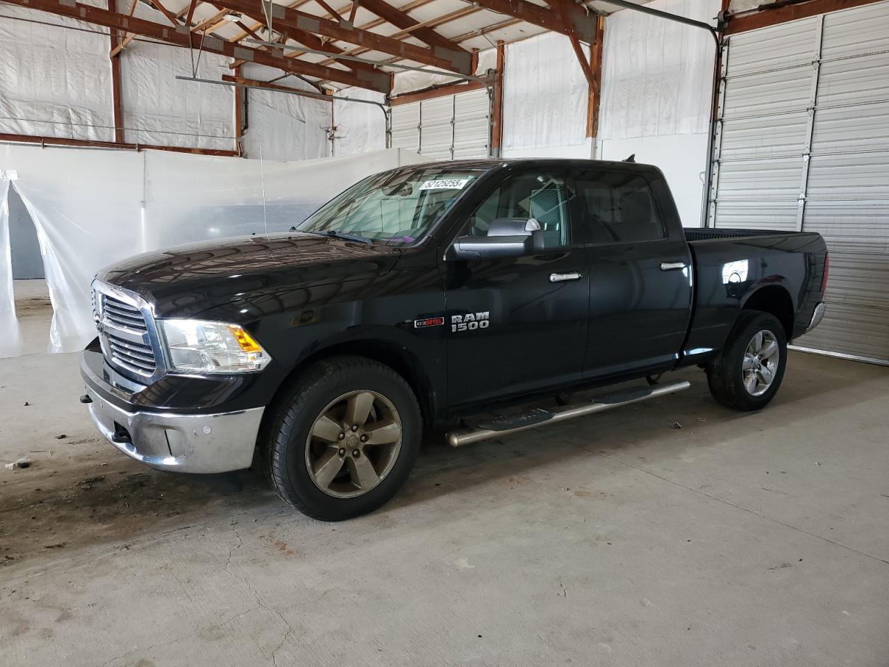 RAM 1500 SLT 2015