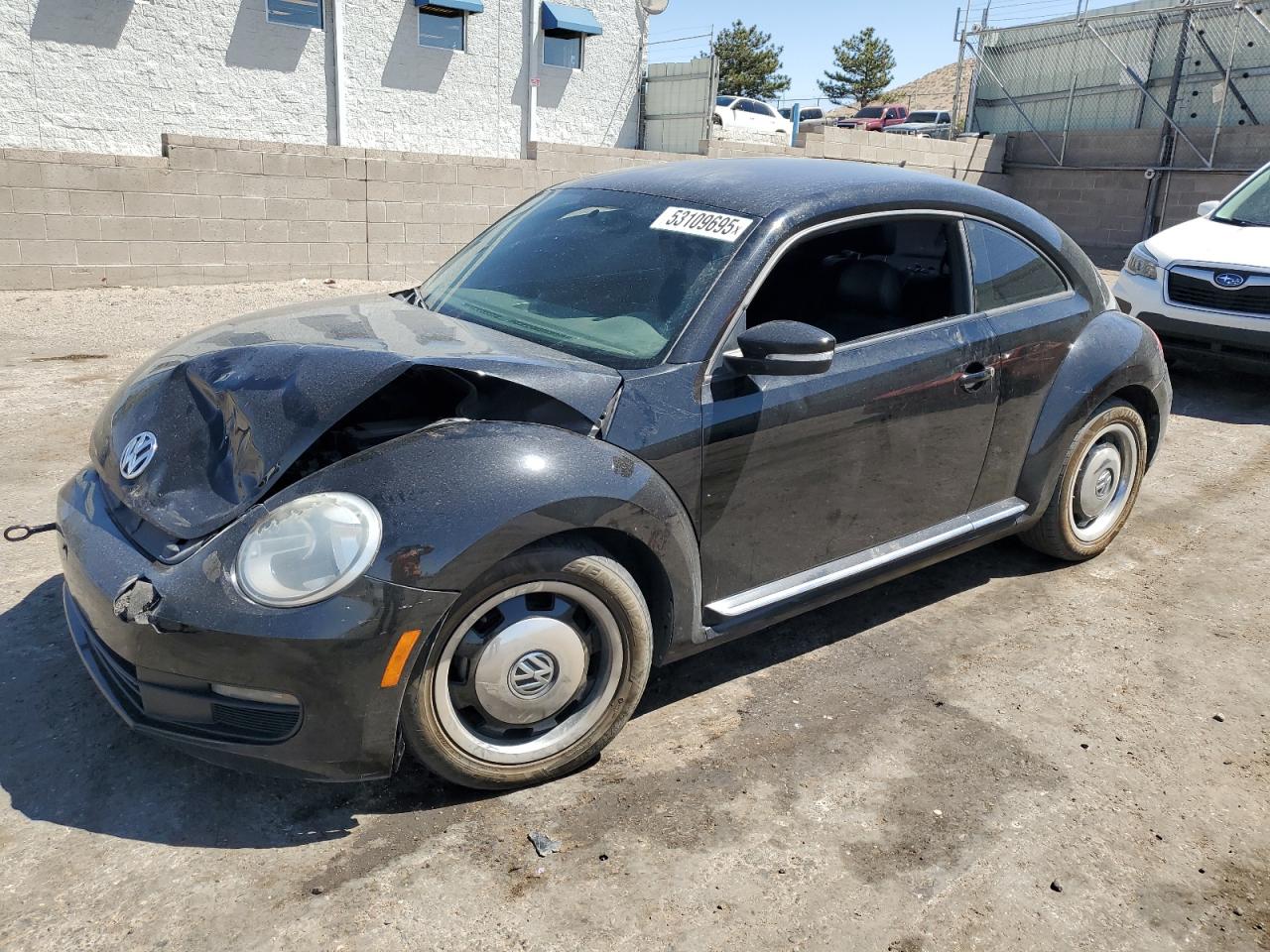 VOLKSWAGEN BEETLE 2012