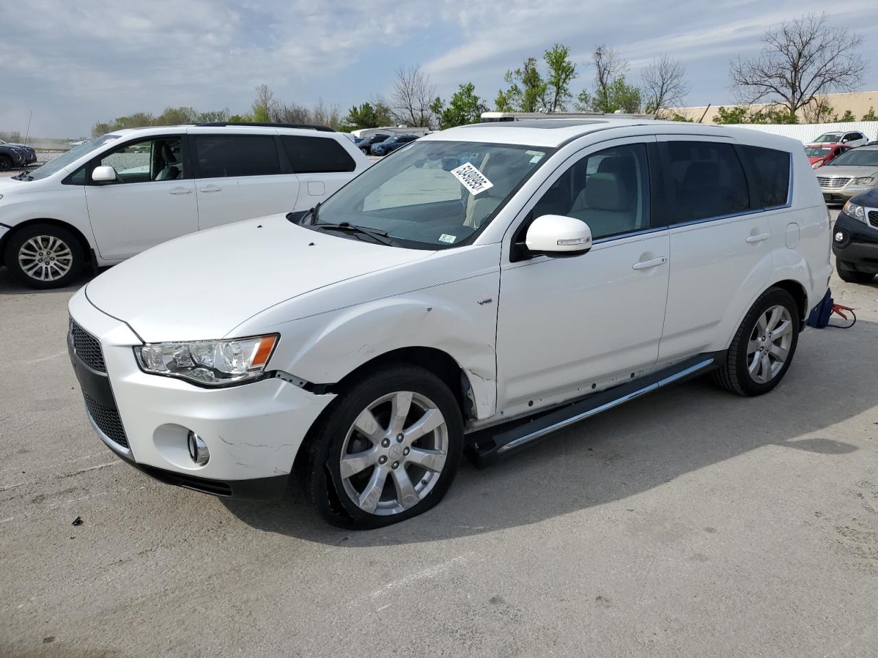 MITSUBISHI OUTLANDER 2011