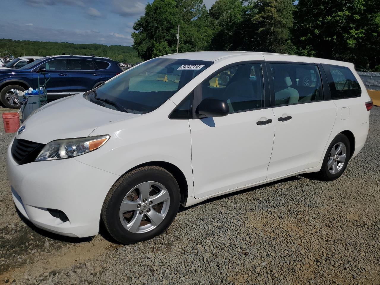 TOYOTA SIENNA 2016