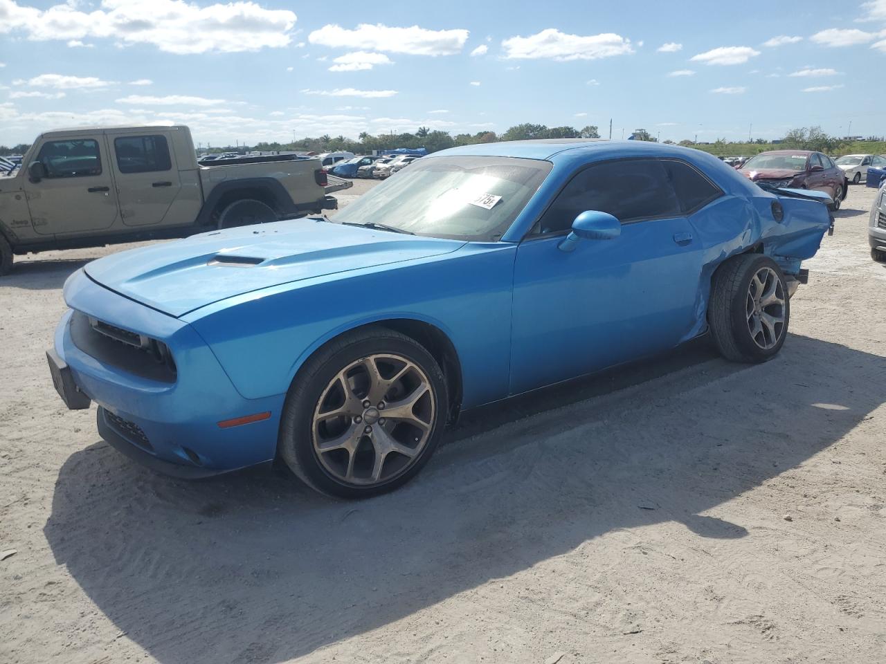 DODGE CHALLENGER 2015