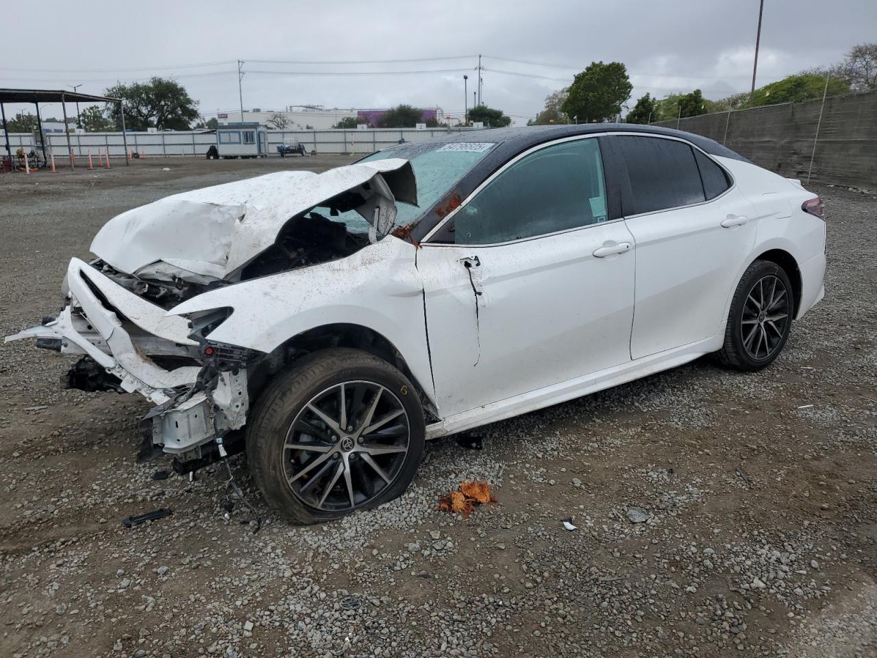 TOYOTA CAMRY SE N 2023