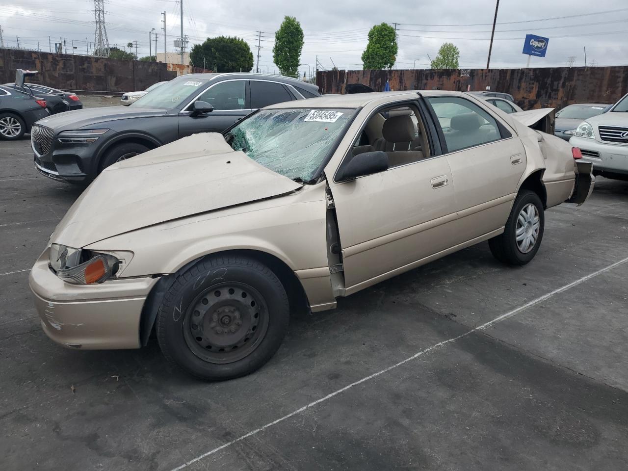 TOYOTA CAMRY LE 2000