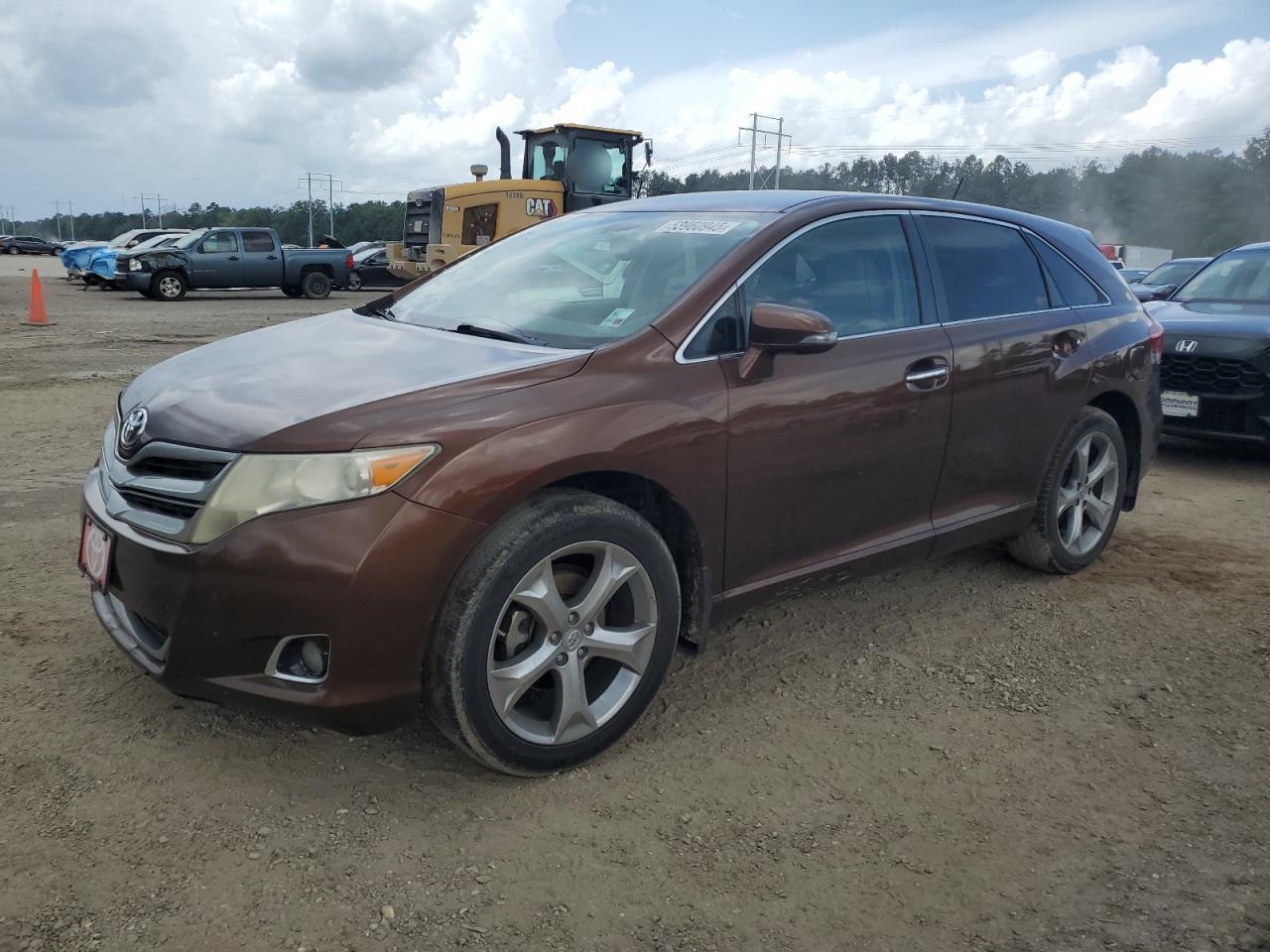 TOYOTA VENZA LE 2013