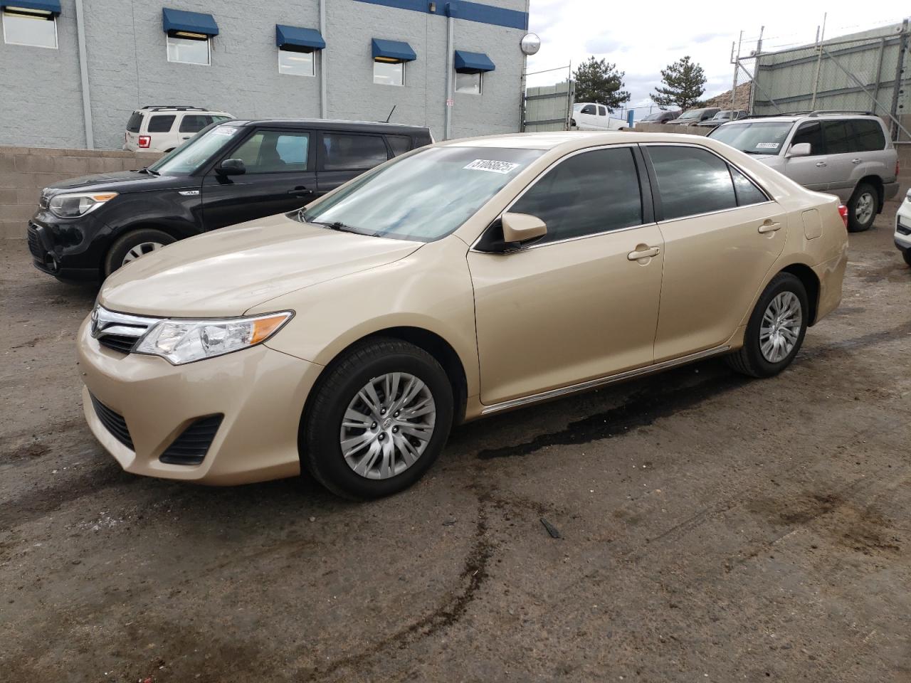 TOYOTA CAMRY BASE 2012