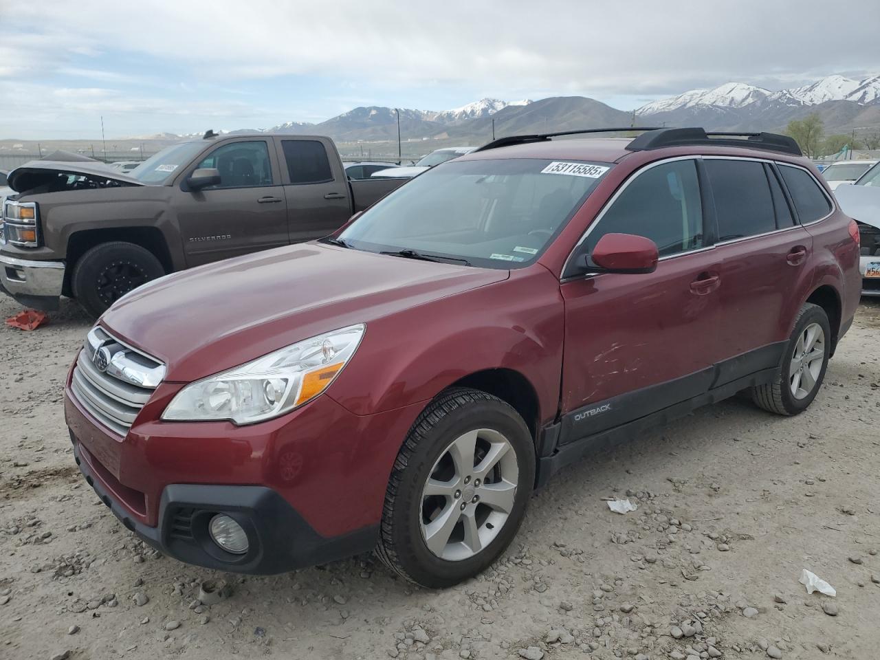SUBARU OUTBACK 2. 2013