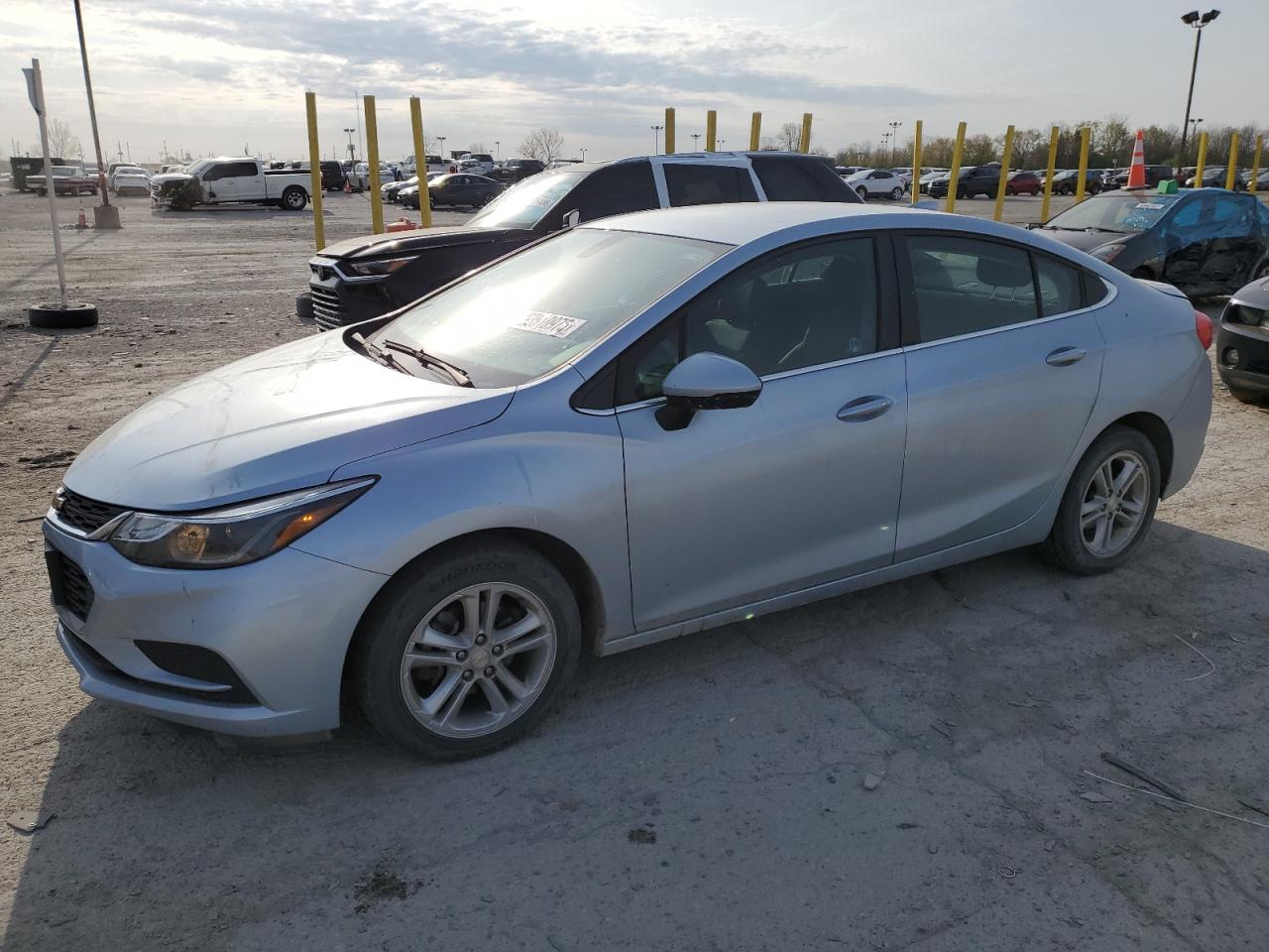 CHEVROLET CRUZE LT 2017