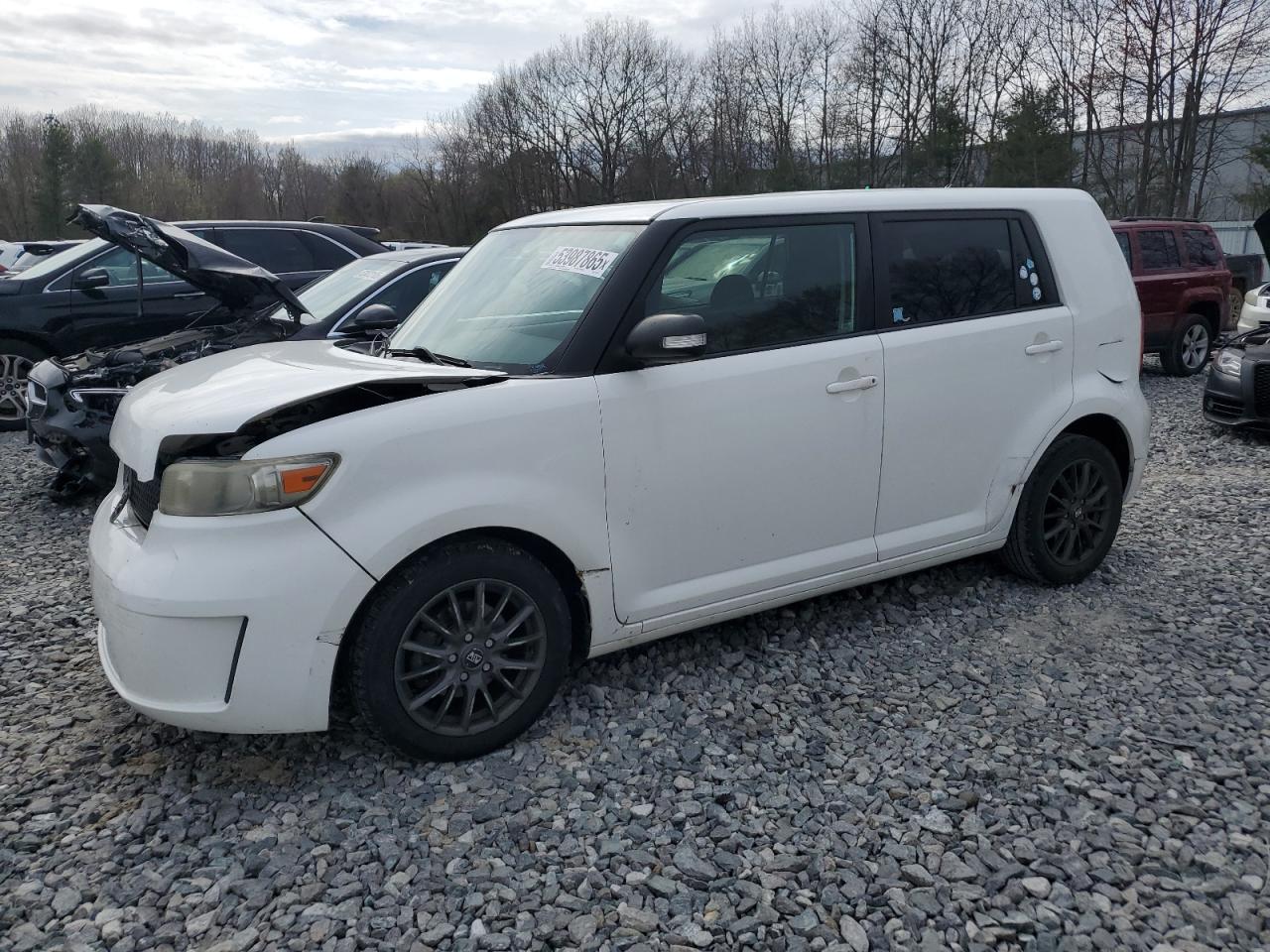 TOYOTA SCION XB 2010