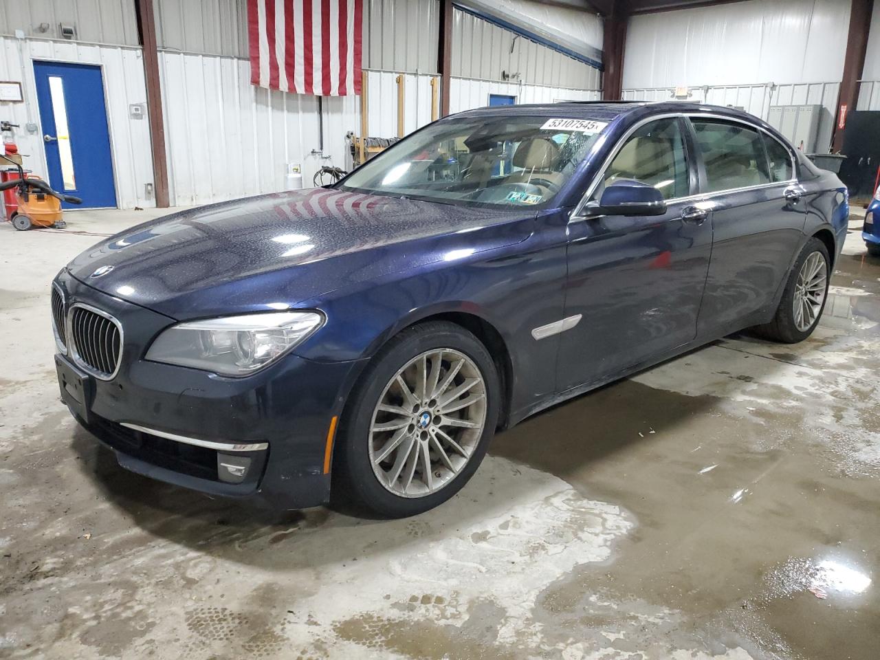 BMW 750 LXI 2014