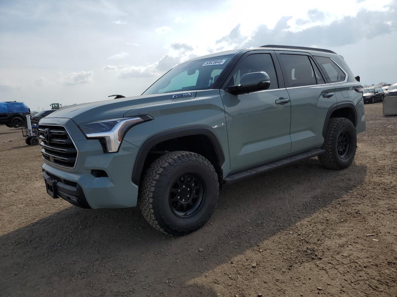 TOYOTA SEQUOIA SR 2024