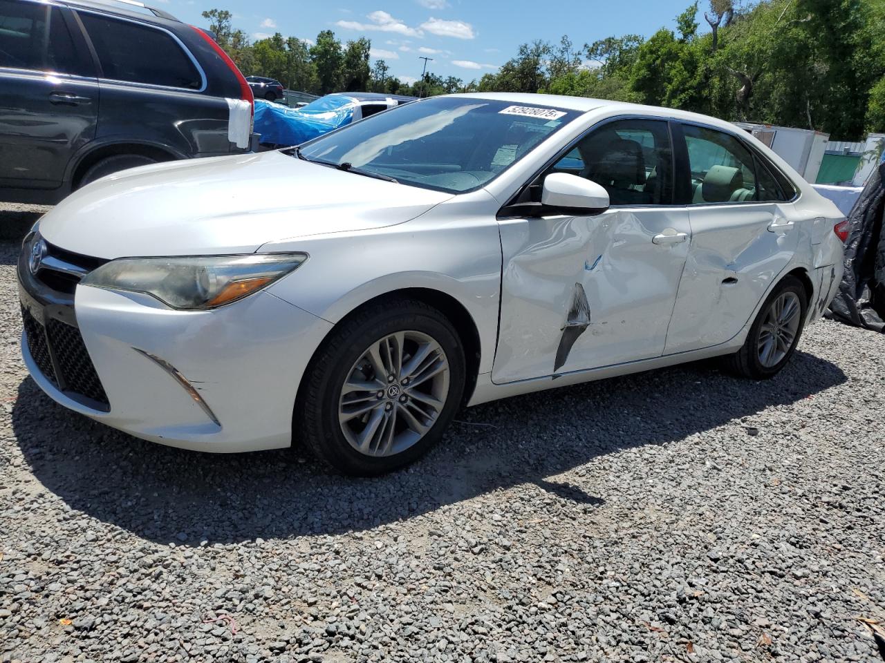 TOYOTA CAMRY LE 2016