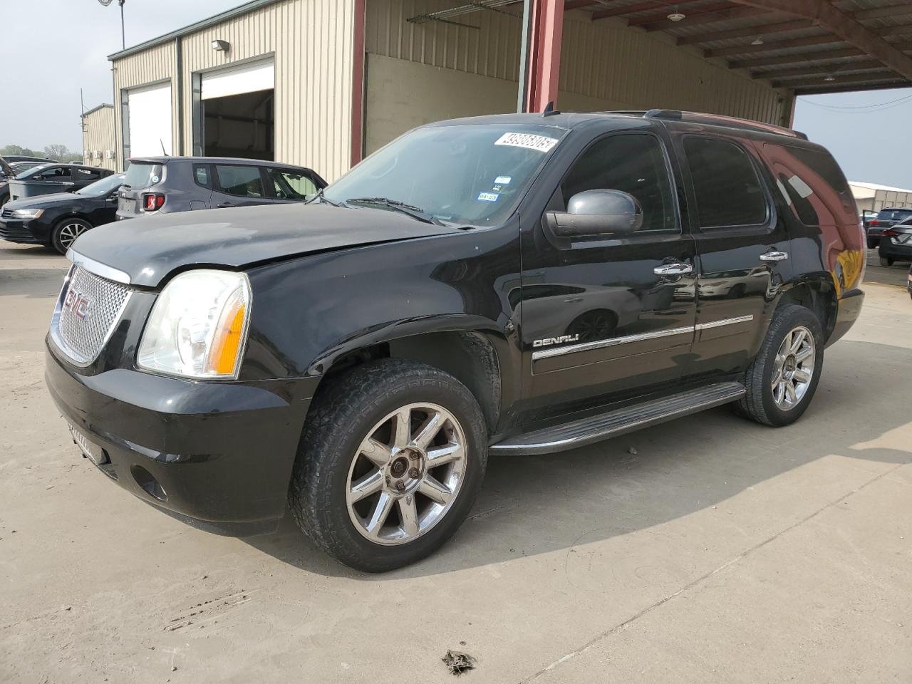 GMC YUKON DENA 2013