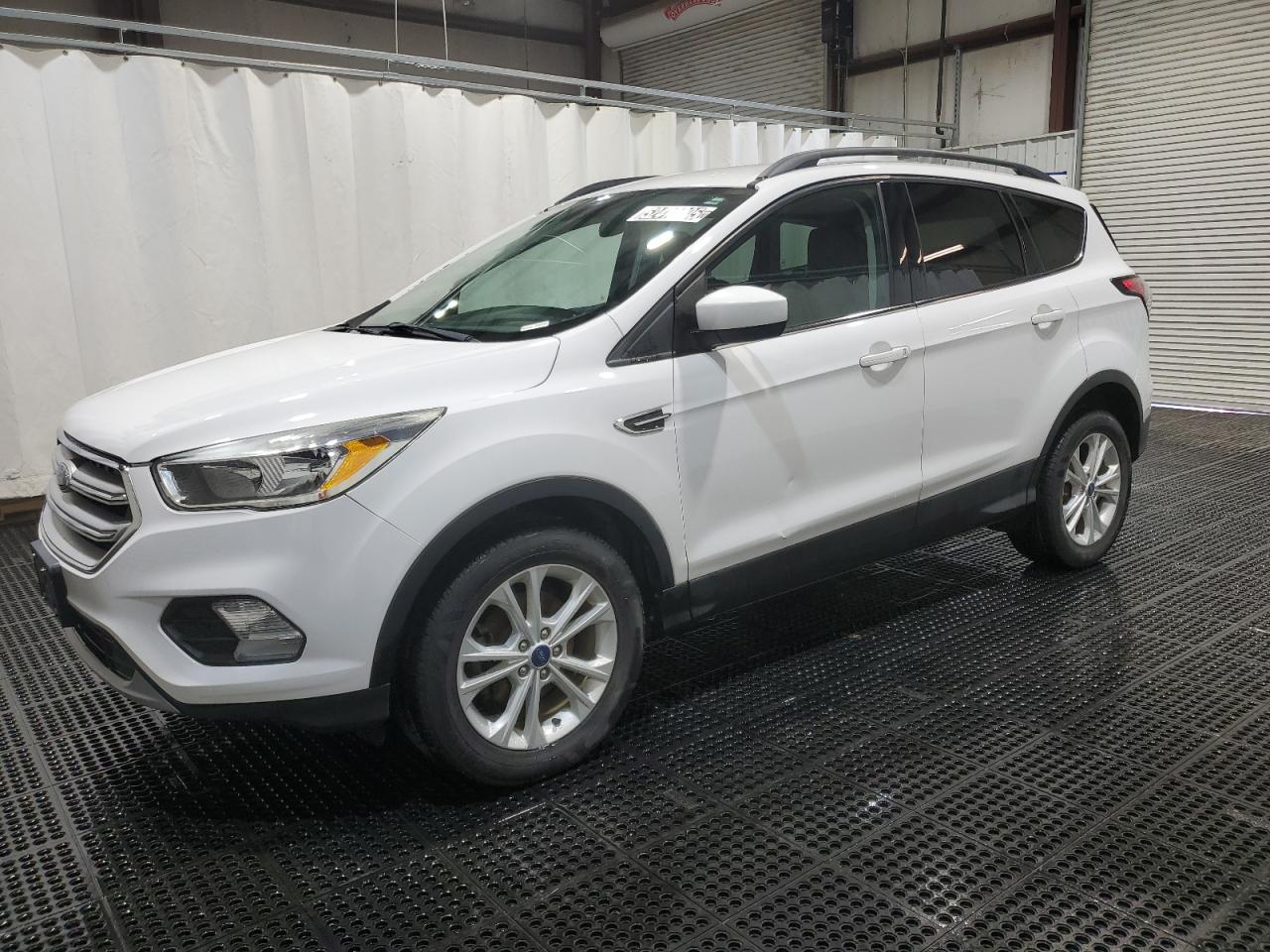 FORD ESCAPE SE 2018