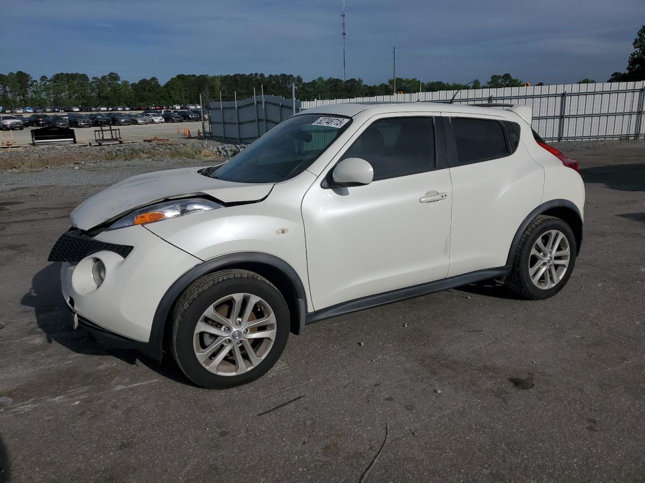NISSAN JUKE S 2013