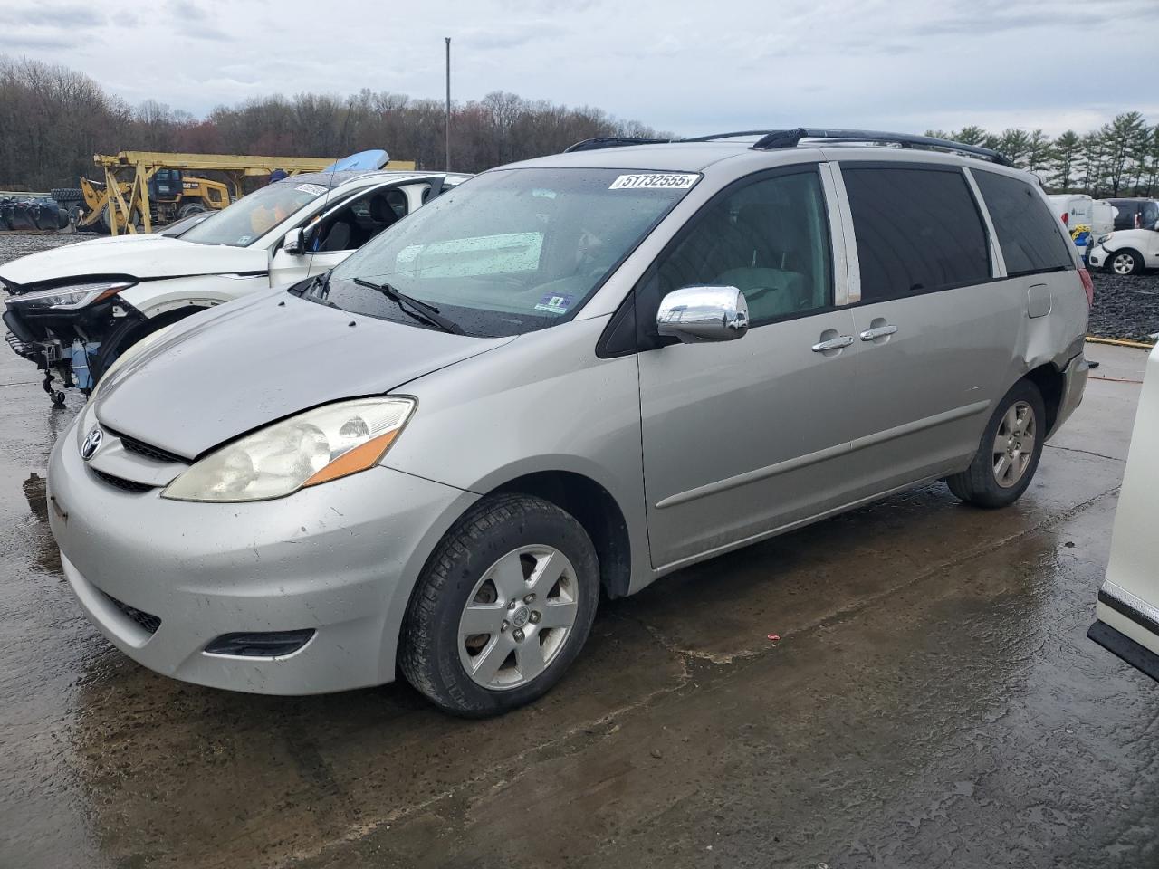 TOYOTA SIENNA CE 2006