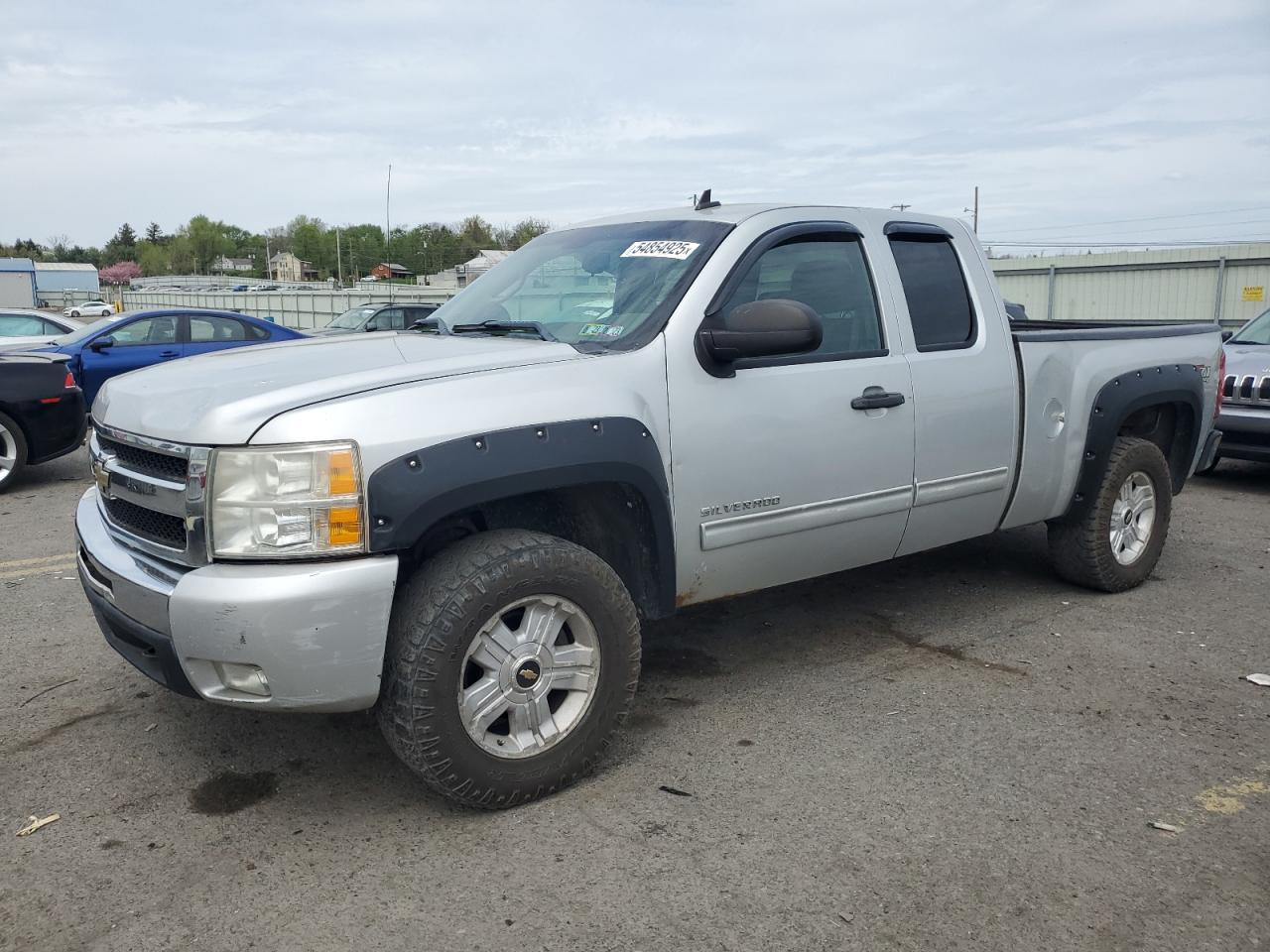 CHEVROLET SILVERADO 2011
