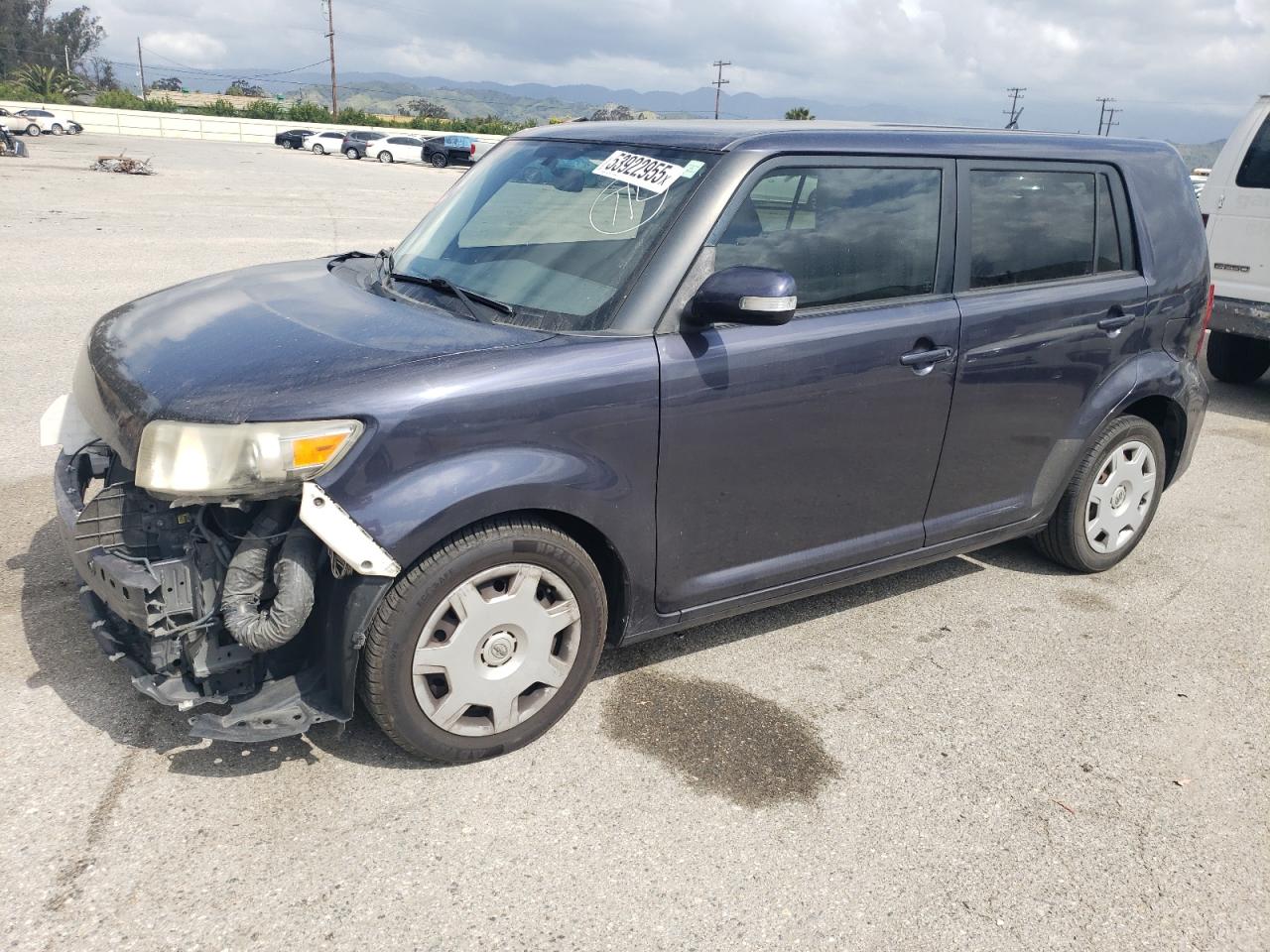 TOYOTA SCION XB 2011