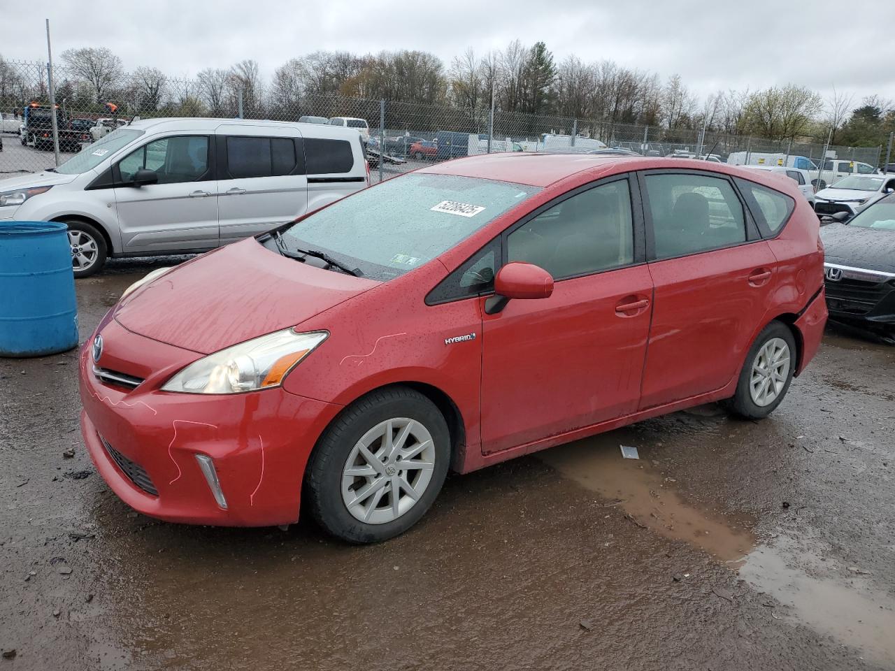 TOYOTA PRIUS V 2012
