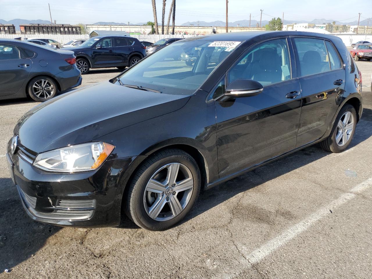VOLKSWAGEN GOLF S 2017