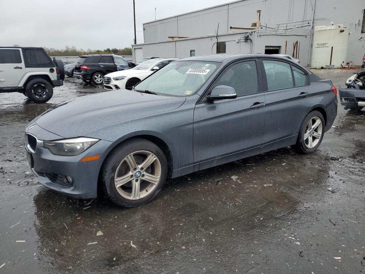BMW 328 XI 2013