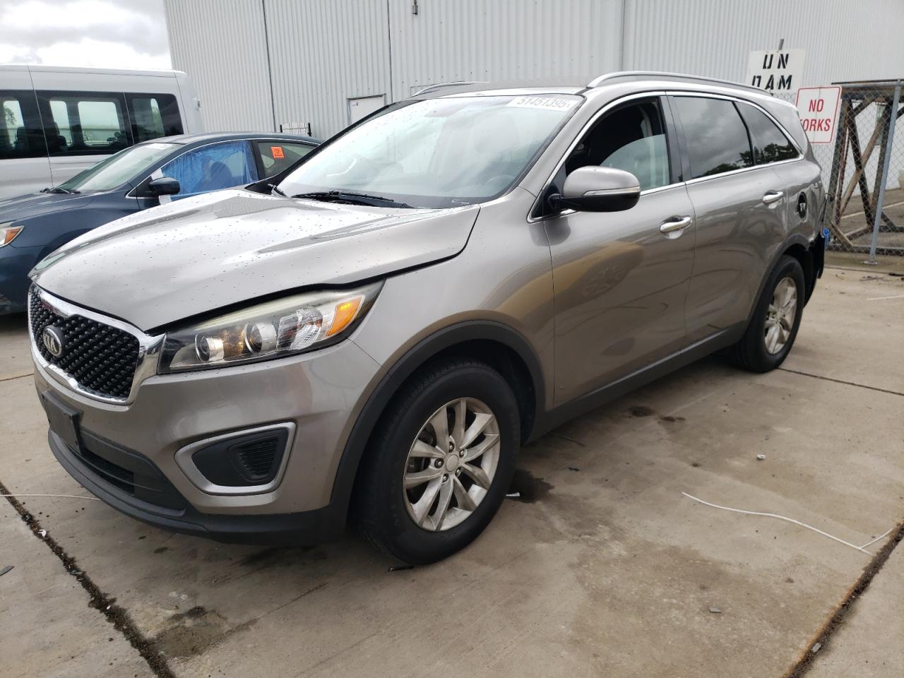 KIA SORENTO LX 2016