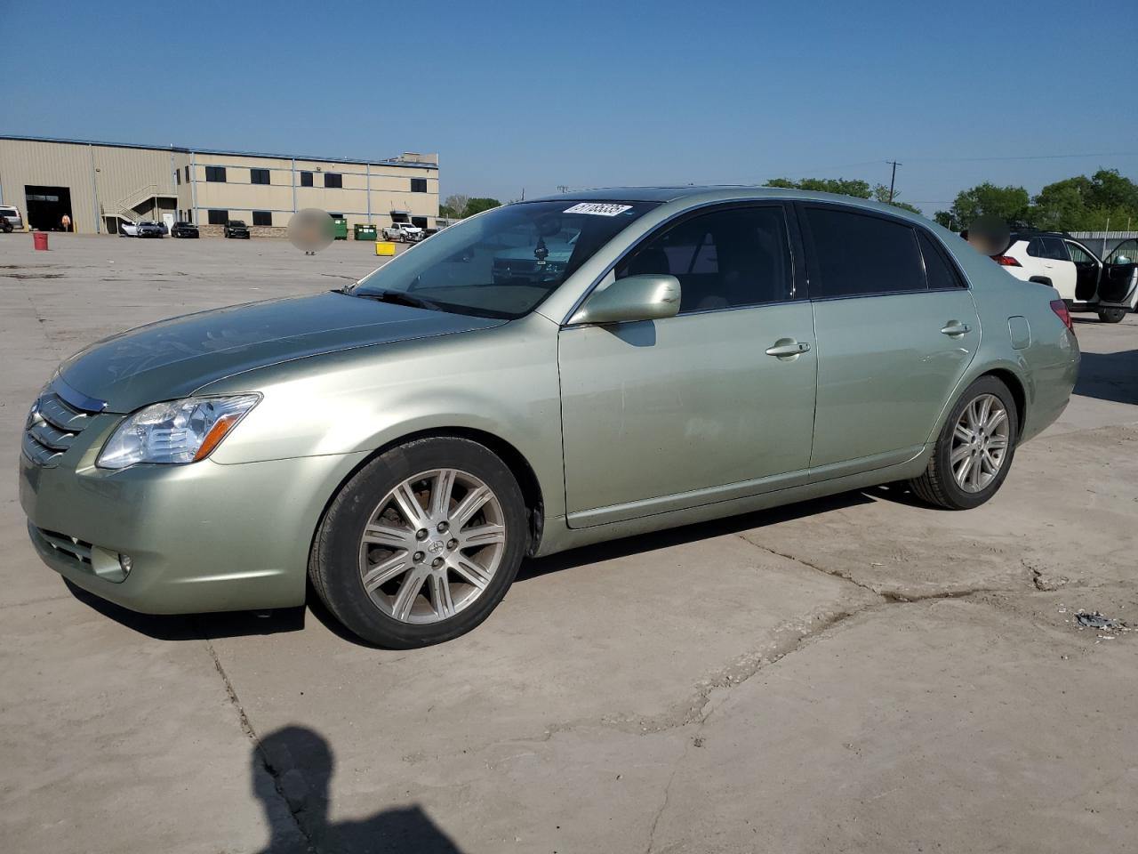 TOYOTA AVALON XL 2006