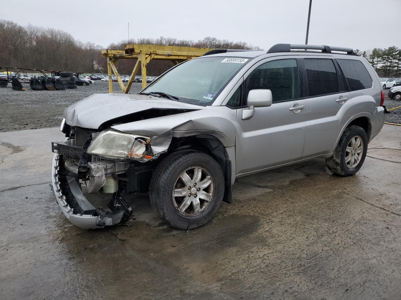 MITSUBISHI ENDEAVOR L 2011