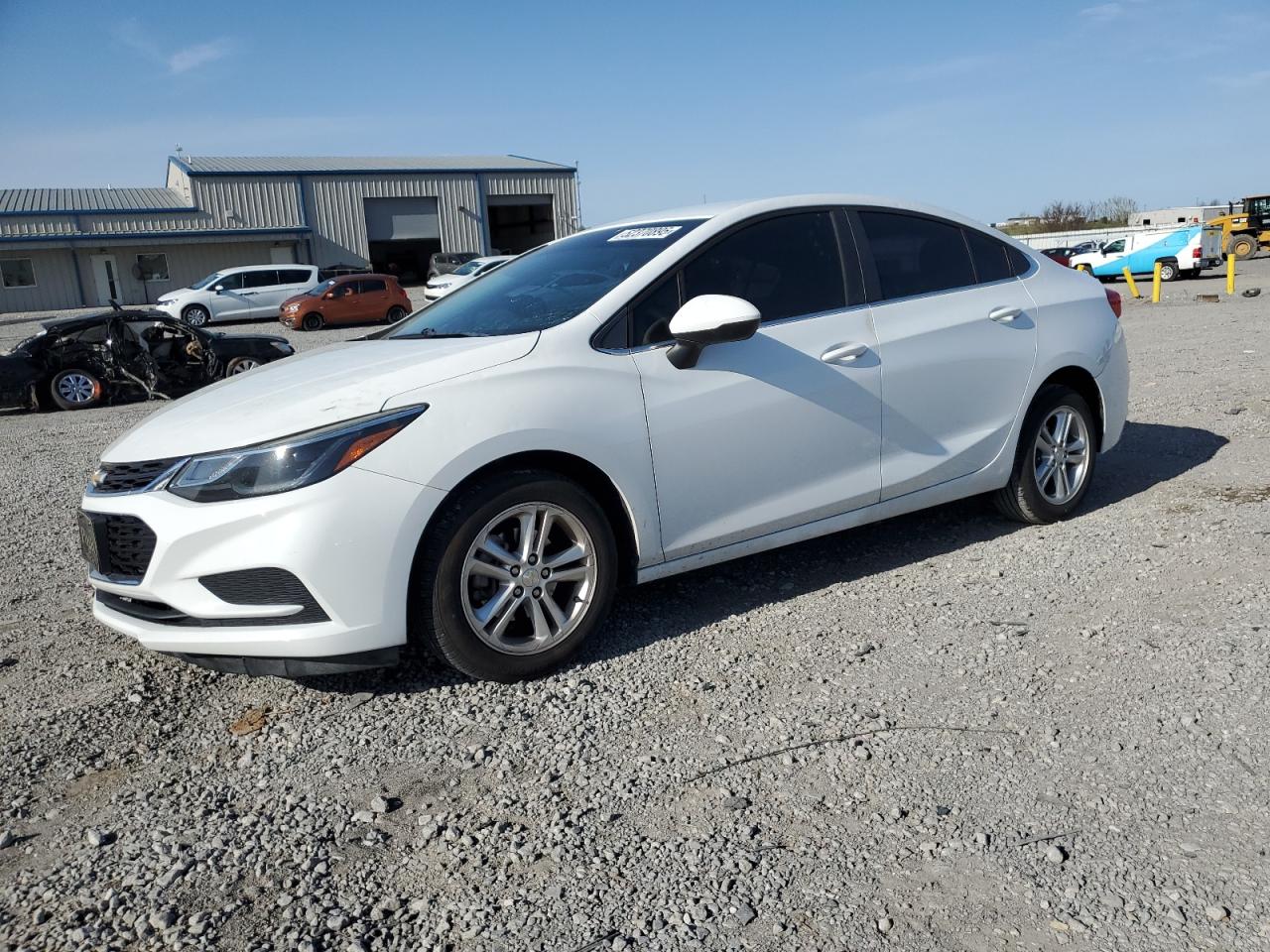 CHEVROLET CRUZE LT 2017
