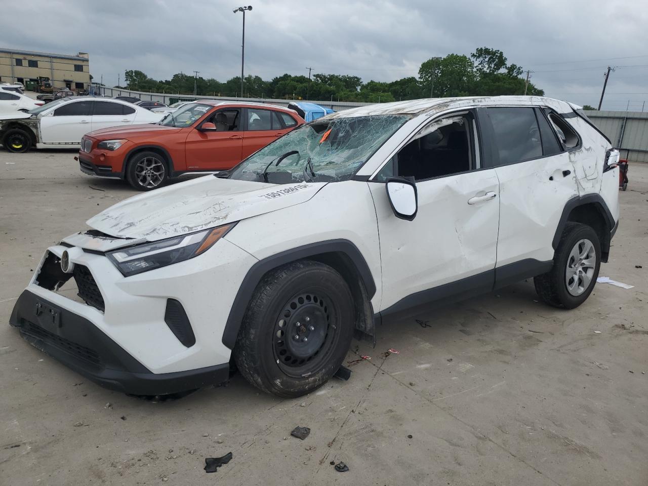 TOYOTA RAV4 LE 2023