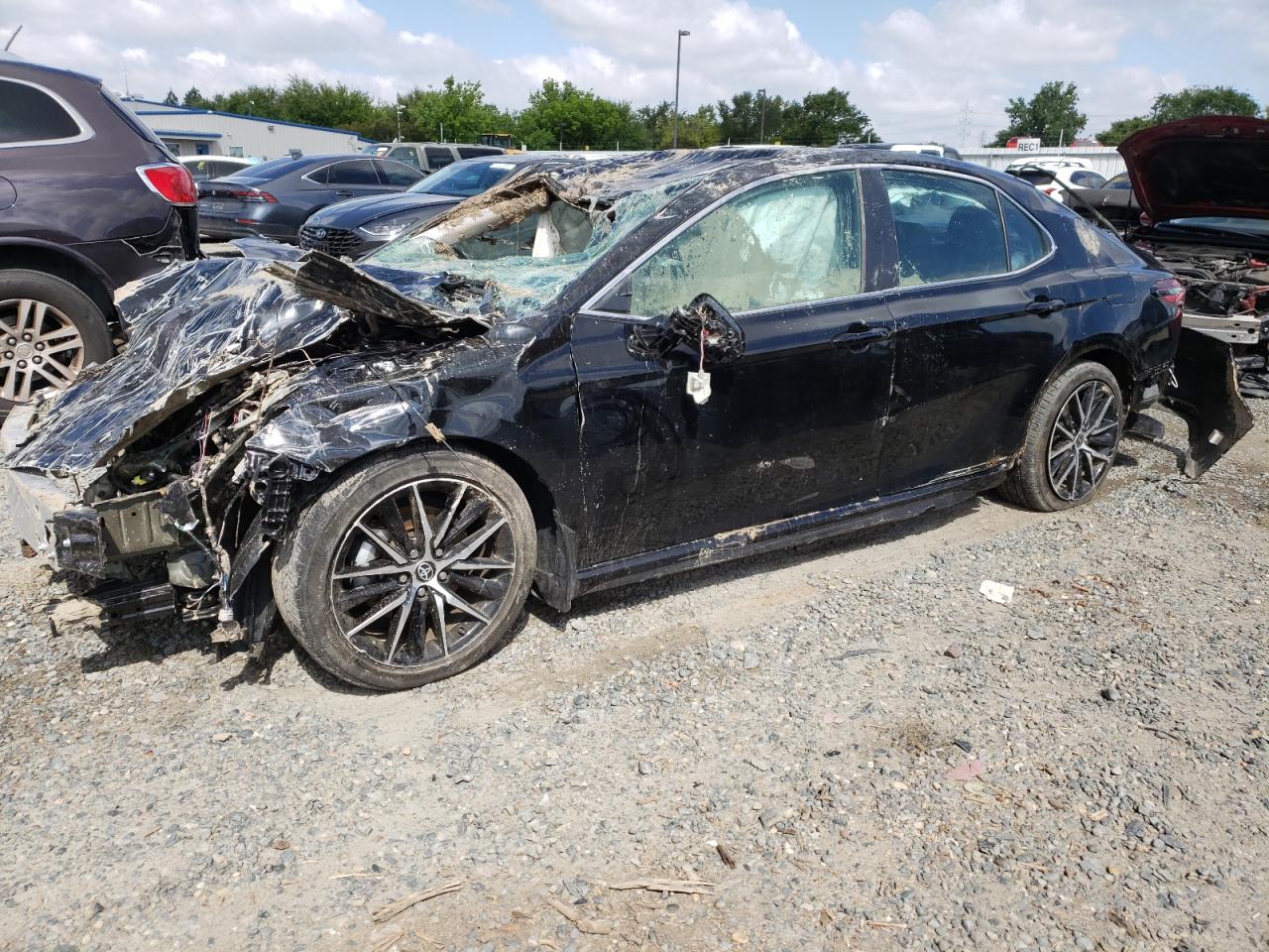 TOYOTA CAMRY SE N 2023