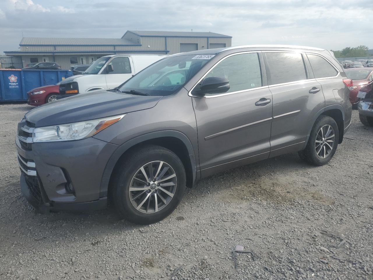 TOYOTA HIGHLANDER 2018