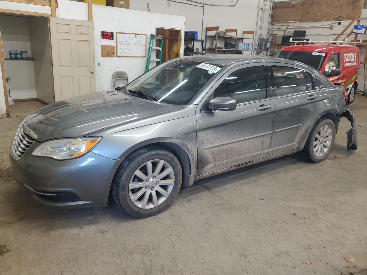 CHRYSLER 200 TOURIN 2013
