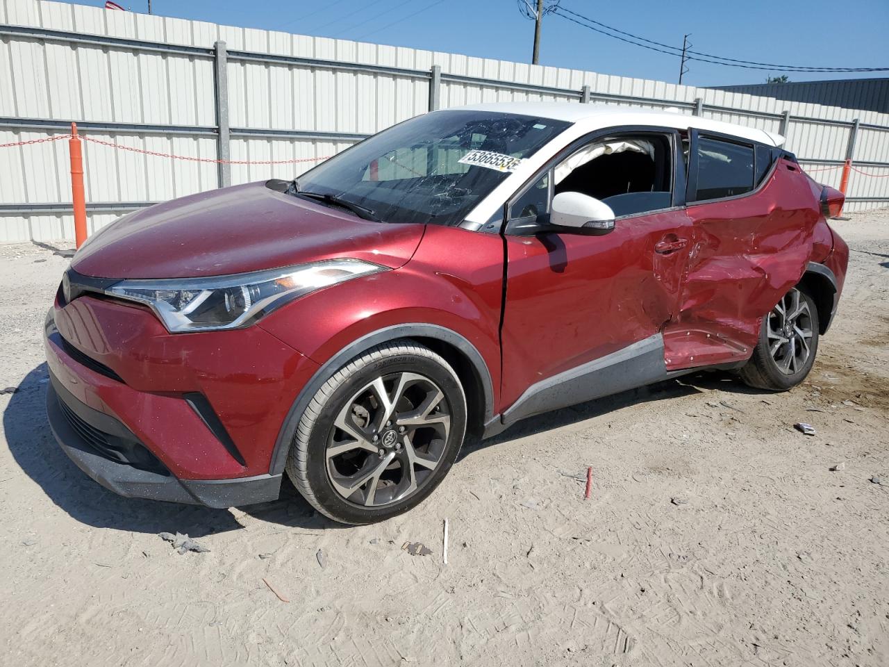 TOYOTA C-HR XLE 2018