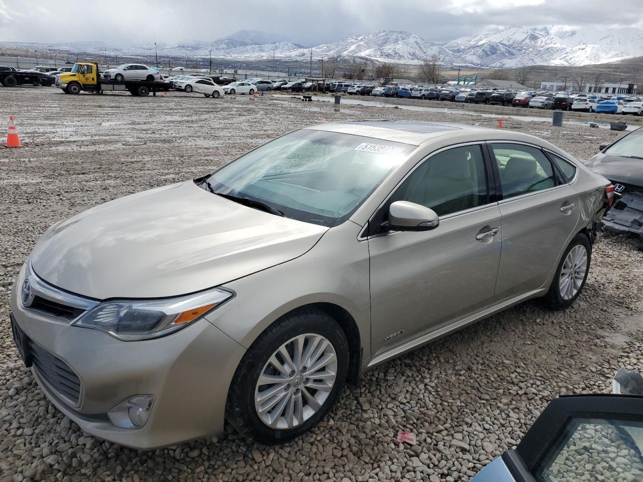 TOYOTA AVALON HYB 2015