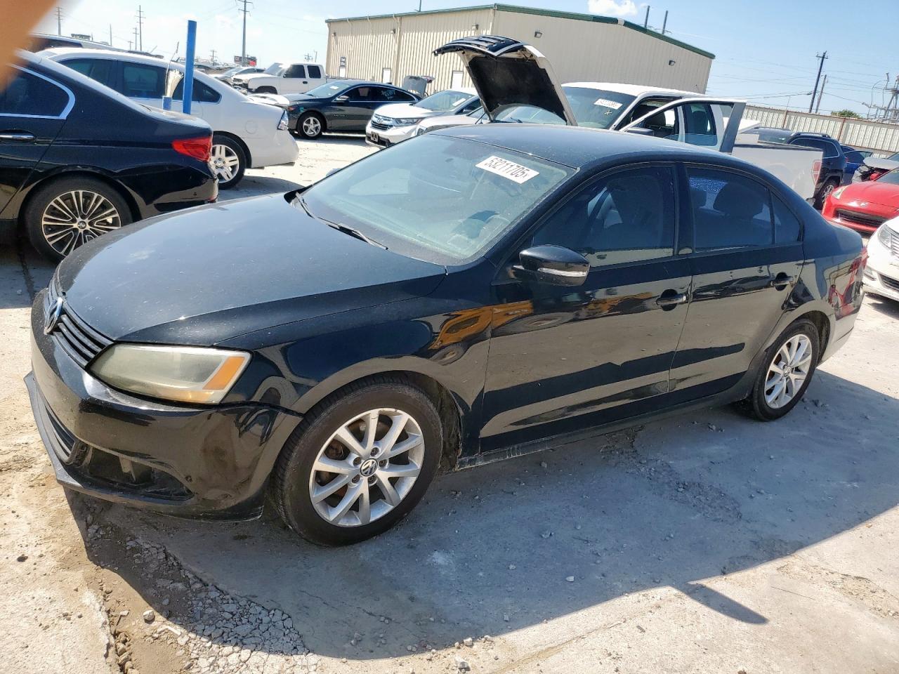 VOLKSWAGEN JETTA SE 2011