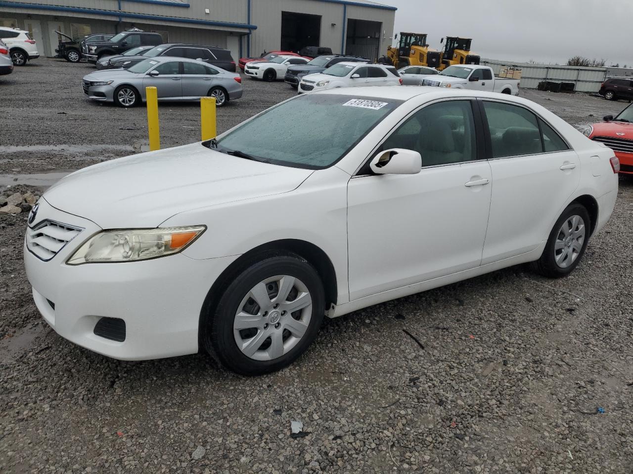 TOYOTA CAMRY BASE 2010