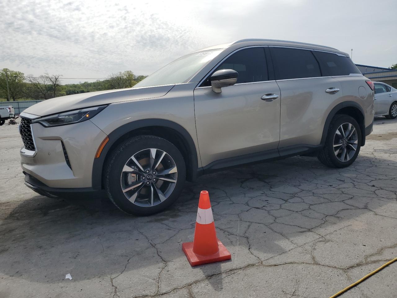 INFINITI QX60 LUXE 2023