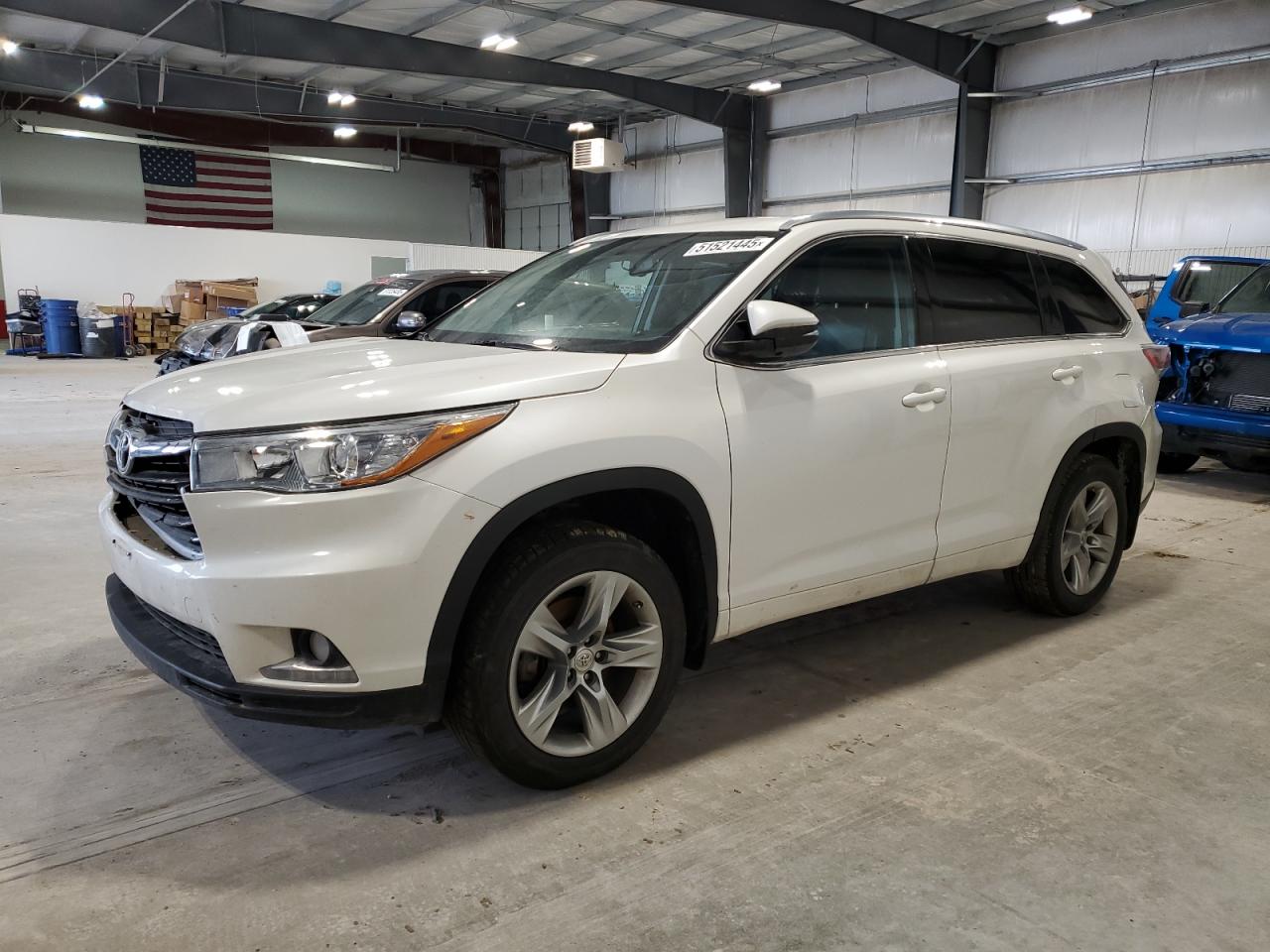 TOYOTA HIGHLANDER 2015