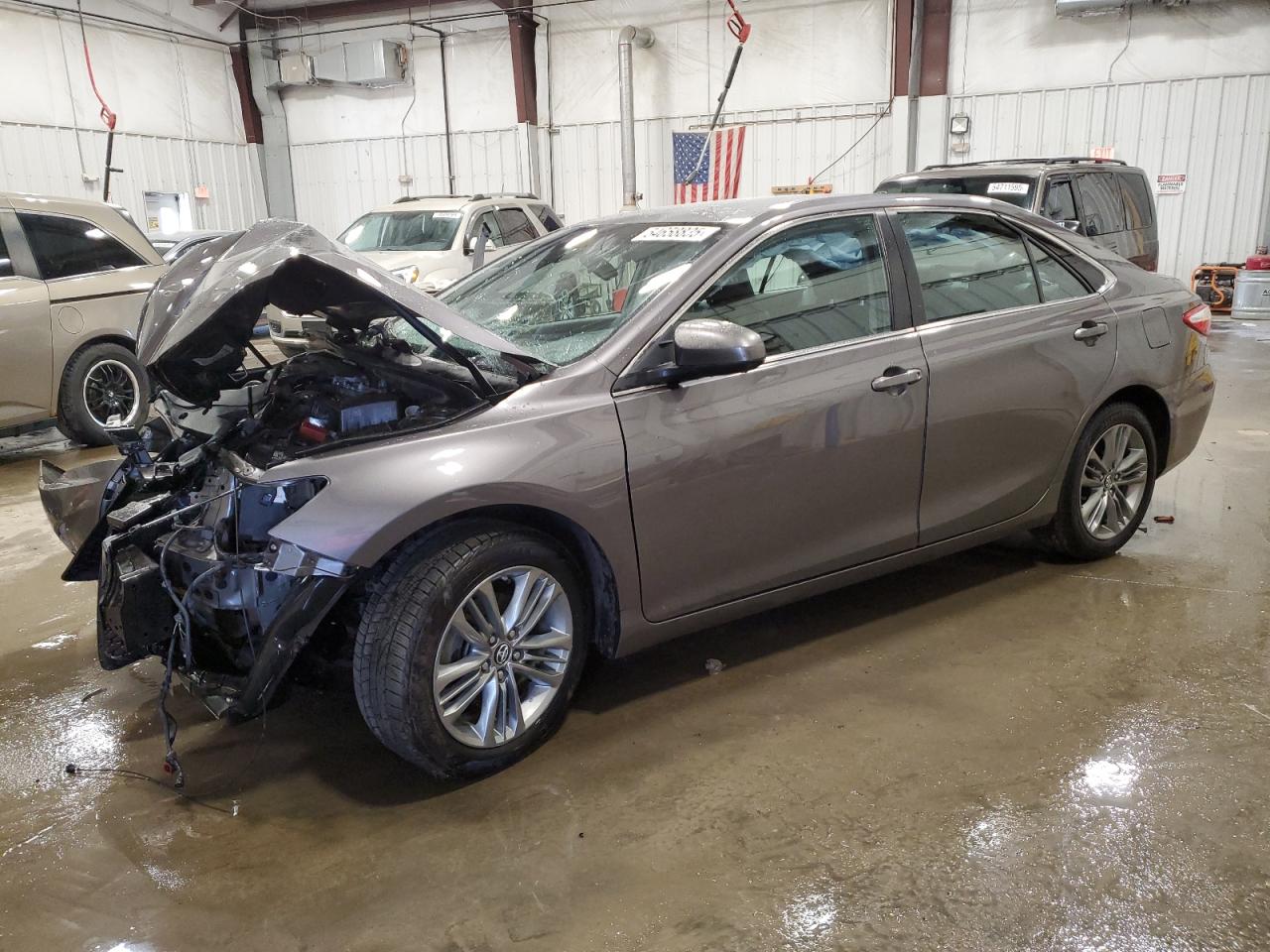 TOYOTA CAMRY LE 2016