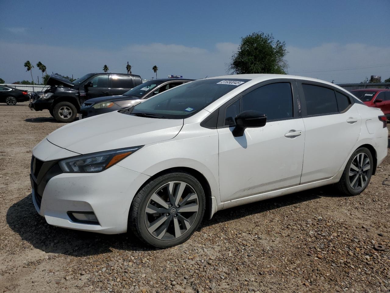 NISSAN VERSA SR 2021