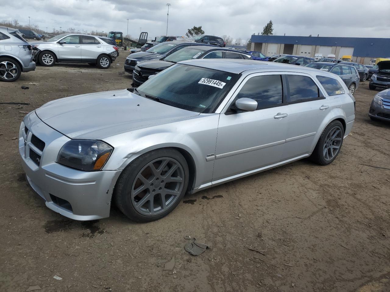 DODGE MAGNUM R/T 2005